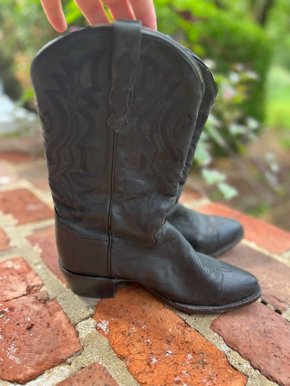 Shyanne Women's Raven Western Boots Round Toe Black Size 8B